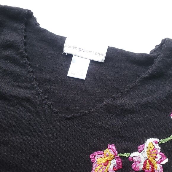 Susan Graver Style Sweater XL Black Pullover Embroidered Flowers V Neck Floral - Picture 4 of 10